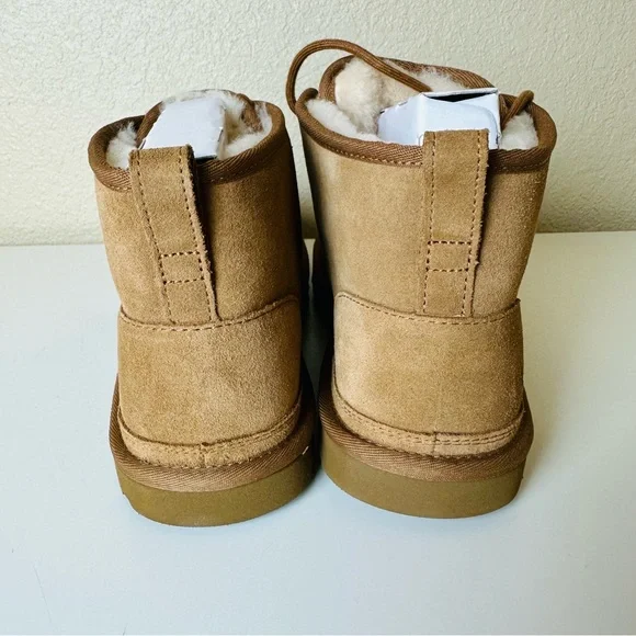 UGG Neumel in Chestnut Size 14 - Picture 3 of 7